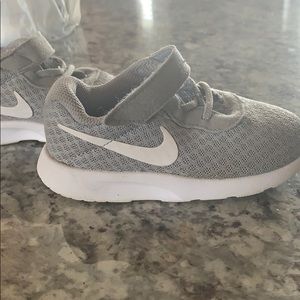 Size 7c Gray Nike